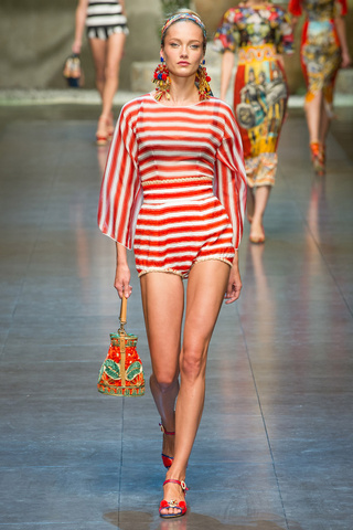 dolce_gabbana_pasarela_890795112_320x480