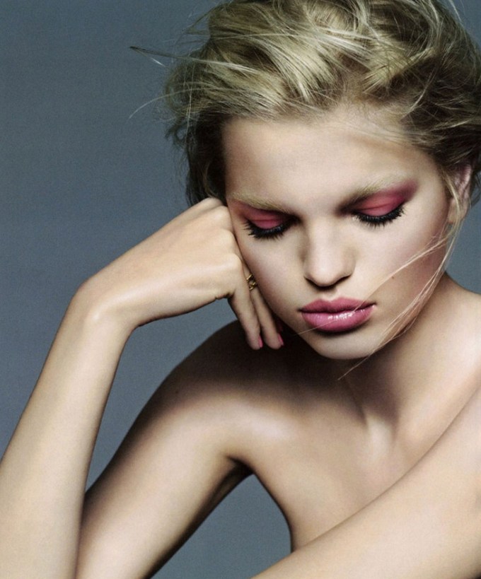 Daphne-Groeneveld-Karim-Sadli via Design Scene