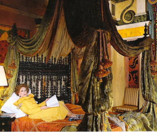 tumblr_nr41zc09iG1qahy1wo1_540